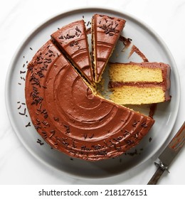 Super-Moist Yellow Cake With Rich Chocolate Frosting 