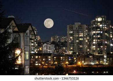 Supermoon City Light