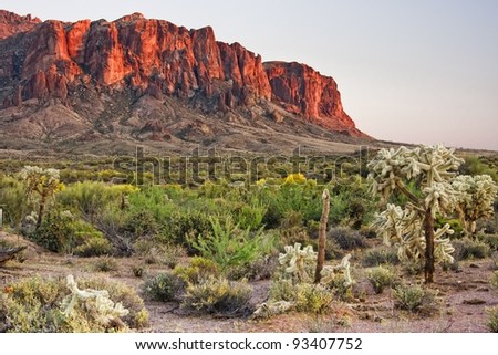 The Superstition Mountains are a range of mountains in Arizona located to the east of the Phoenix area.