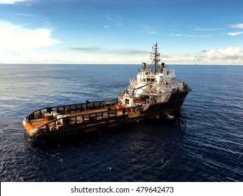 Supply vessel with empty deck sailing for offshore cargoes