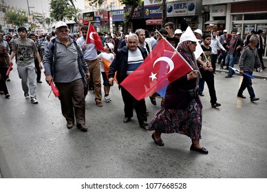 Supporters Of Ruling The Justice And Development Party (AKP) Gather To Take Part In Election Rally  In Istanbul, Turkey On June 3, 2015