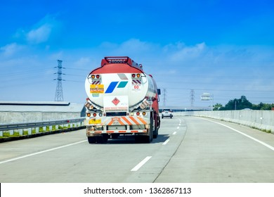 Pertamina Images Stock Photos Vectors Shutterstock