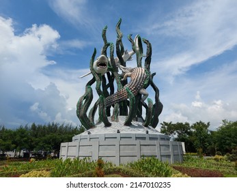 1,198 Surabaya statue Stock Photos, Images & Photography | Shutterstock