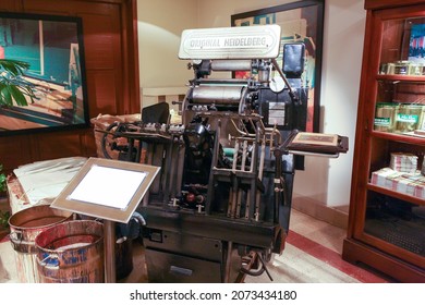 Surabaya, Indonesia - Dec 2010: The Original Heidelberg Platen Press In Museum Sampoerna. A Letterpress Printing Press Machine Manufactured By Heidelberger Druckmaschinen In Germany. No People.