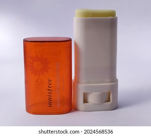 Surabaya, Indonesia-August 11th, 2021: Innisfree Daily Outdoor Sunscreen Exstreme UV Protection Stick SPF50+ On A Grey Background