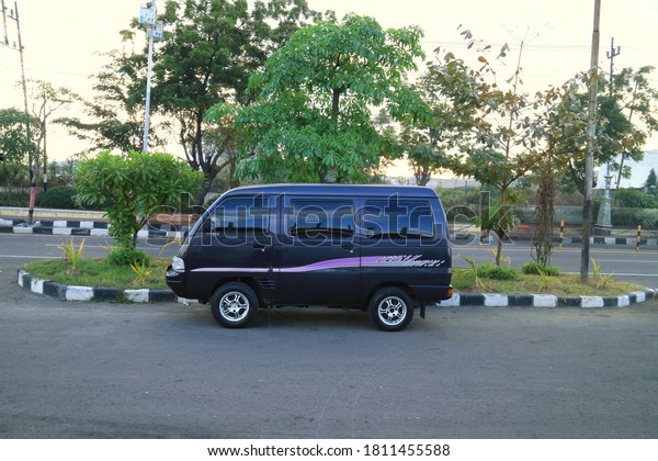 Surabaya June 29th, 2020, Private car, Mini Van of
Suzuki carry van.