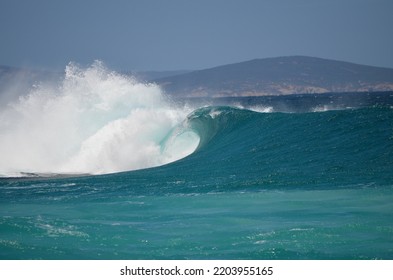 Surf Break Big Wave Off Beach