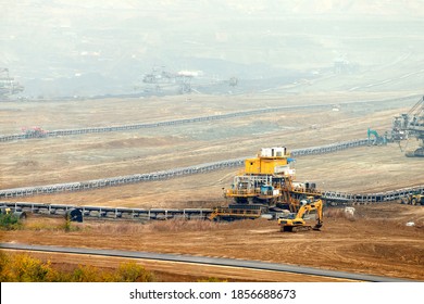 Surface Mine Raw Material Extraction Plant