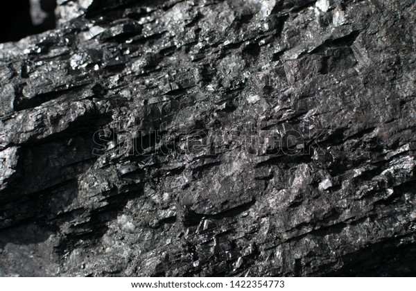 テクスチャ背景に自然な黒い硬質石炭のサーフェス 石炭と黒いダイヤモンド炭と呼ばれる冶金用無煙炭の最高級 の写真素材 今すぐ編集