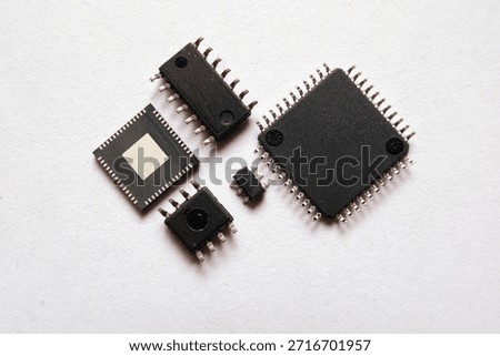 Surface-mount technology semiconductor components, Integrated circuits and micro chips.