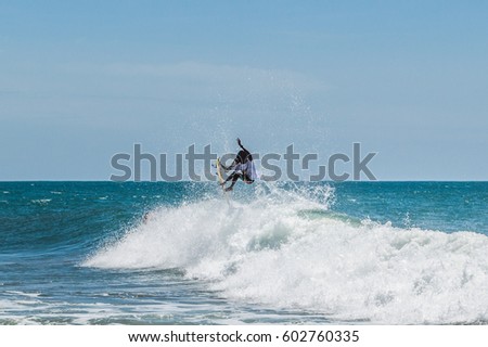 Surfing at Arugam Bay in Sri Lanka