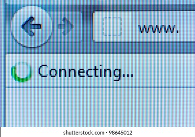 surfing with browser in the internet and waiting for connection