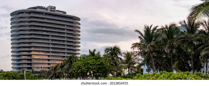 Surfside, FL, USA - July 24, 2021: Champlain Towers Collapse Site Building Demolition And Removal