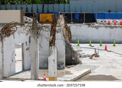 Surfside, Florida, USA - September 6, 2021: Surfside Building Place Of Collapse Closed After Searching All Ruins. One Lane Of Collins Ave Near The Site Of The Surfside Condo Collapse Reopened.