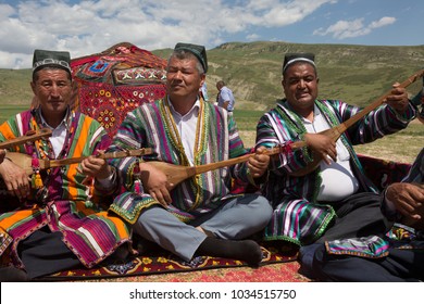 Surkhandarya region, Uzbekistan. May 13, 2017.The men's ethnographic ensemble plays musical instruments.Folklore festival spring in Boysun, Uzbekistan