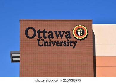 Surprise Arizona 1-8-2022 Sign For Ottawa University