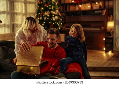 87,443 Christmastime Images, Stock Photos & Vectors | Shutterstock