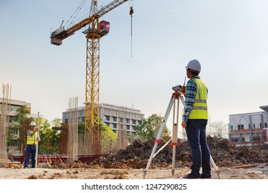 Imagenes Fotos De Stock Y Vectores Sobre Agrimensor Shutterstock - 