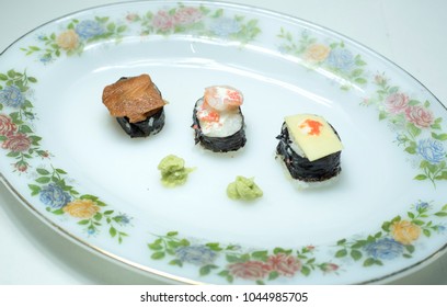 The Sushi Set