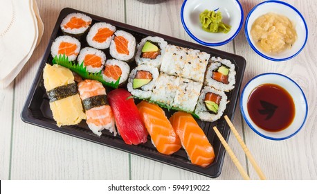 Sushi Takeaway Tray