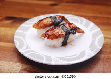 Sushi Train - Eel Roll