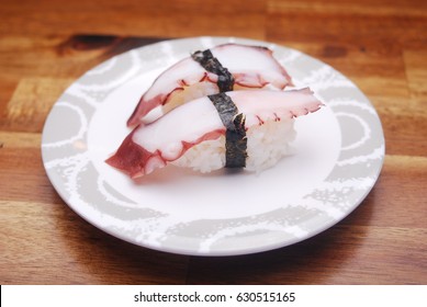 Sushi Train - Octopus Sushi 