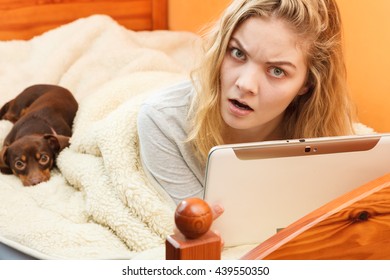 https://image.shutterstock.com/image-photo/suspicious-young-woman-using-computer-260nw-439550350.jpg