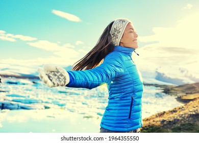 Sustainability. Sustainable Travel Concept. Tourist Offset Carbon Footprintto Battle Climate Change, Global Warming. Sustainable Tourism. Woman On Iceland Nature Landscape Jokulsarlon Glacial Lagoon