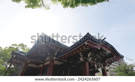 Suzaki Shrine, Shrine in Kiba, Koto-ku, Tokyo, Japan
Suzaki Shrine was founded in 1700 at the suggestion of Takanori Ryuryo, the head priest of Gomochiin Temple (now Gokokuji Temple), and was relocate