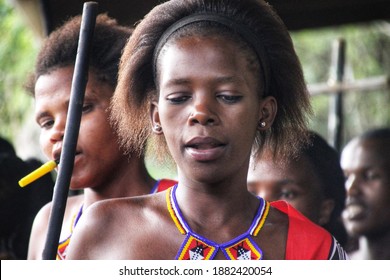 Swaziland Woman Images Stock Photos Vectors Shutterstock