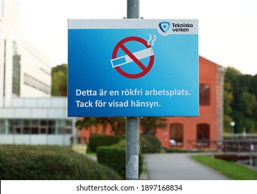 LINKÖPING, SWEDEN- 23 SEPTEMBER 2020: Sign At Tekniska Verken In Linköping That Says It Is A Smoke-free Workplace.
Photo Jeppe Gustafsson