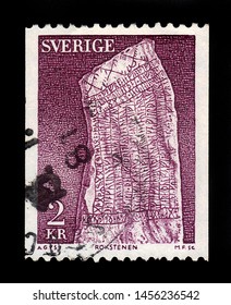 SWEDEN - CIRCA 1975: A Stamp Printed In Sweden Shows The Rök Runic Stone, One Of The Most Famous Runestones, Located On The Östergötland, Sweden, Circa 1975