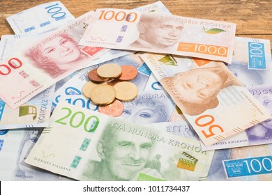 Swedish Money ( new) in studio light 