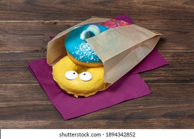 Download Paper Bag Donut Images Stock Photos Vectors Shutterstock