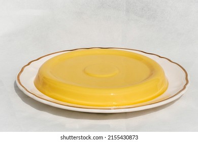 Sweet Milk Yellow Gelatin Flan