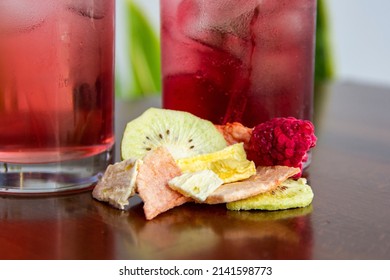 Sweet Seltzer Cocktails With Dried Fruit, Handmade Drinks, Non-Alcoholic Drinks, Spritzer, Seltzer