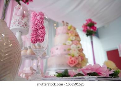 Sweet Sixteen Party, Decoration And Food