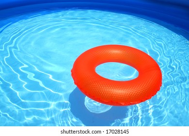 floating ring pool