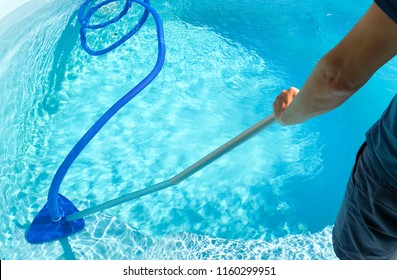 swimm pool cleaning