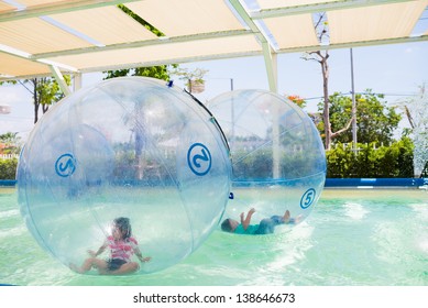 swimming pool floating ball for children