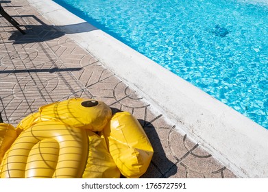 3,131 Inflating pool Images, Stock Photos & Vectors | Shutterstock