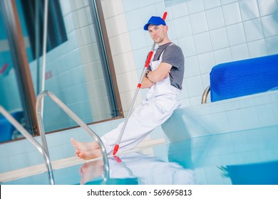 Pool cleaners takeing break