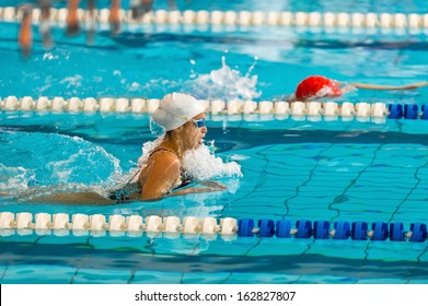 Swimming Race