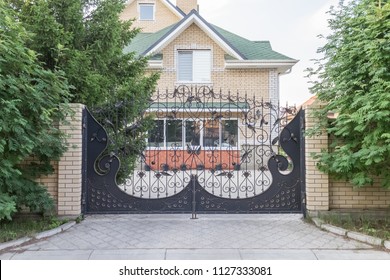 Swing Gates In The Cottage