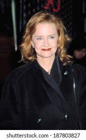 Swoosie Kurtz At MoMA FILM AN EVENING WITH ALEXANDER PAYNE, NY 2/25/2003