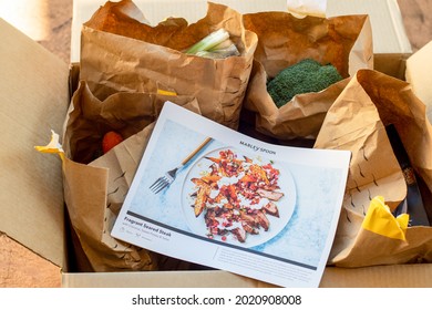 Sydney, Australia 2021-07-25 Open Marley Spoon Cardbord Box With Meal Kits . Australian Subscription Delivery Meal Kit Service.