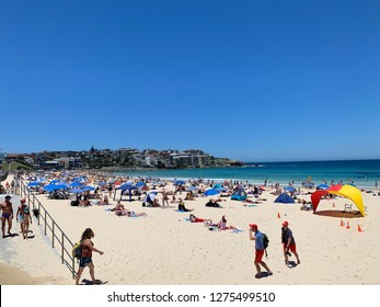 SYDNEY, AUSTRALIA - DECEMBER 25, 2018: Congee And Bondi Beach On Christmas Day.