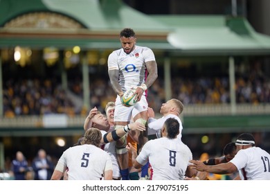 SYDNEY, AUSTRALIA - JULY 16: Courtney Lawes Wins The Lineout During Game Three Of The International Test Match Series Between The Australian Wallabies And England At The SCG