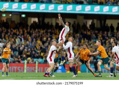 SYDNEY, AUSTRALIA - JULY 16: Courtney Lawes Prepares To Catch The Ball During Game Three Of The International Test Match Series Between The Australian Wallabies And England At The SCG