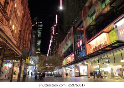 SYDNEY AUSTRALIA - MAY 30, 2017: Unidentified People Visit Pitt Street Shopping Mall In Downtown Sydney.